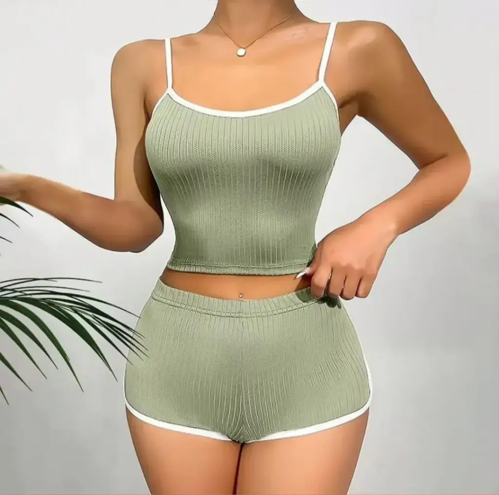 بجامة ستاتي (اخضر فاتح).webp