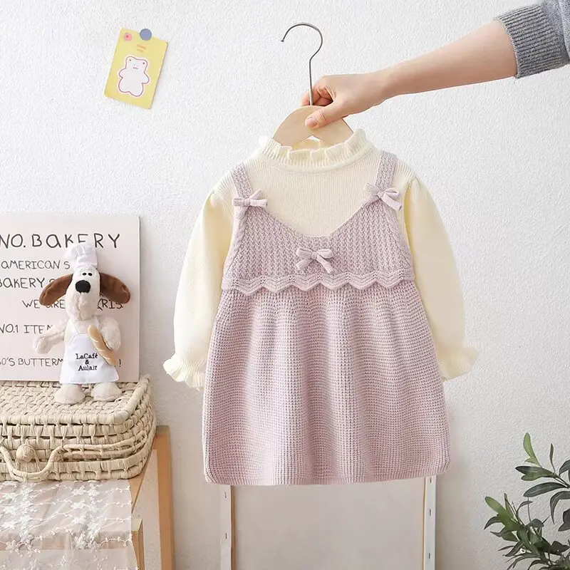 طقم بناتي صوف ليلكي 