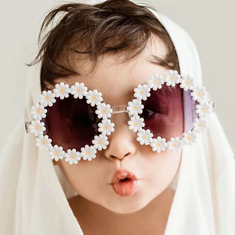 نظارات بناتي مورد 